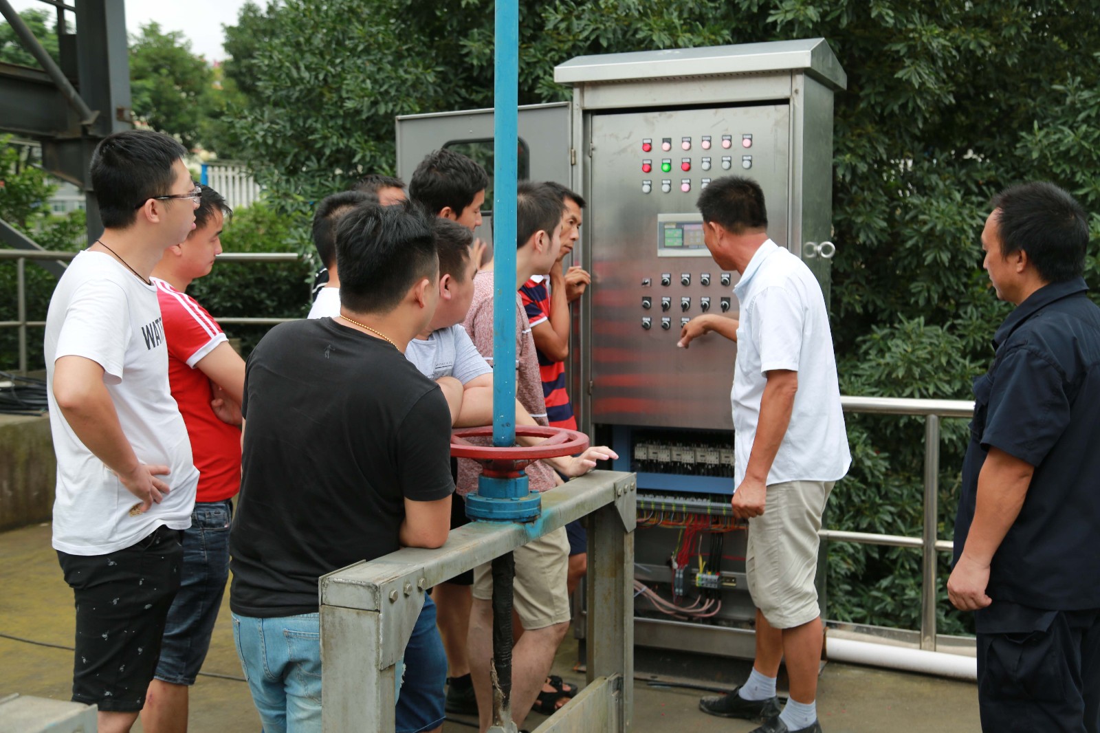 1585281164914593.jpg 1585281164914593.jpg